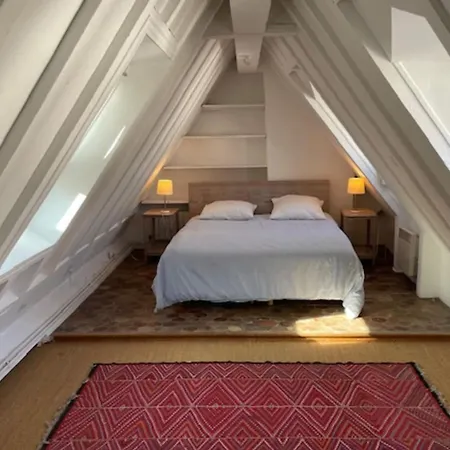 Elegant Duplex In The Heart Of Le Marais Paris